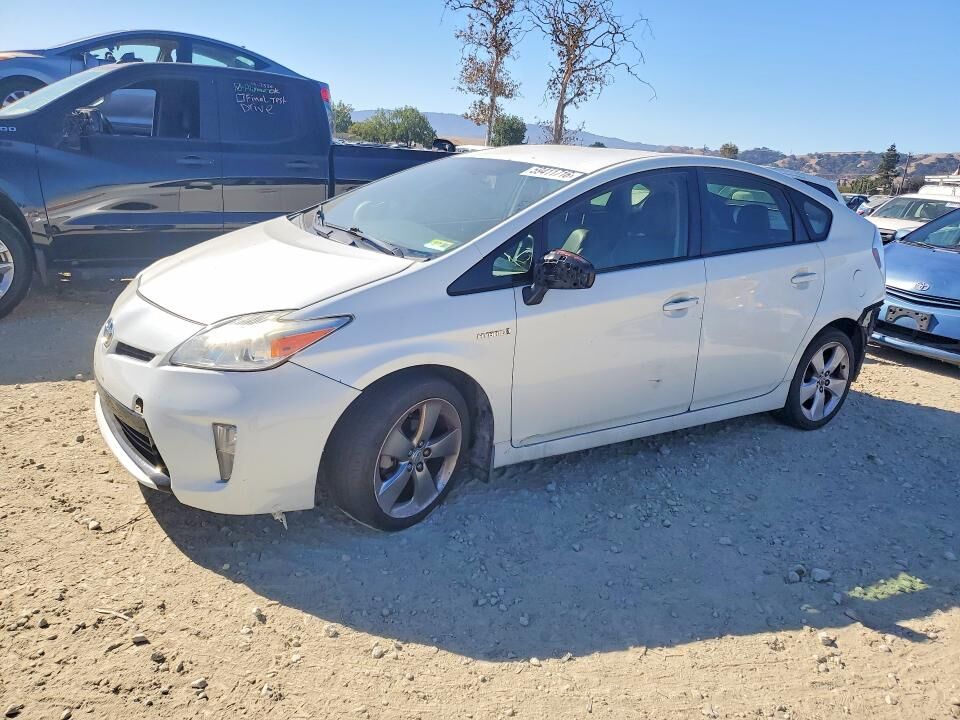 2013 TOYOTA PRIUS