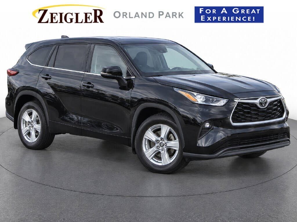 2025 TOYOTA Highlander