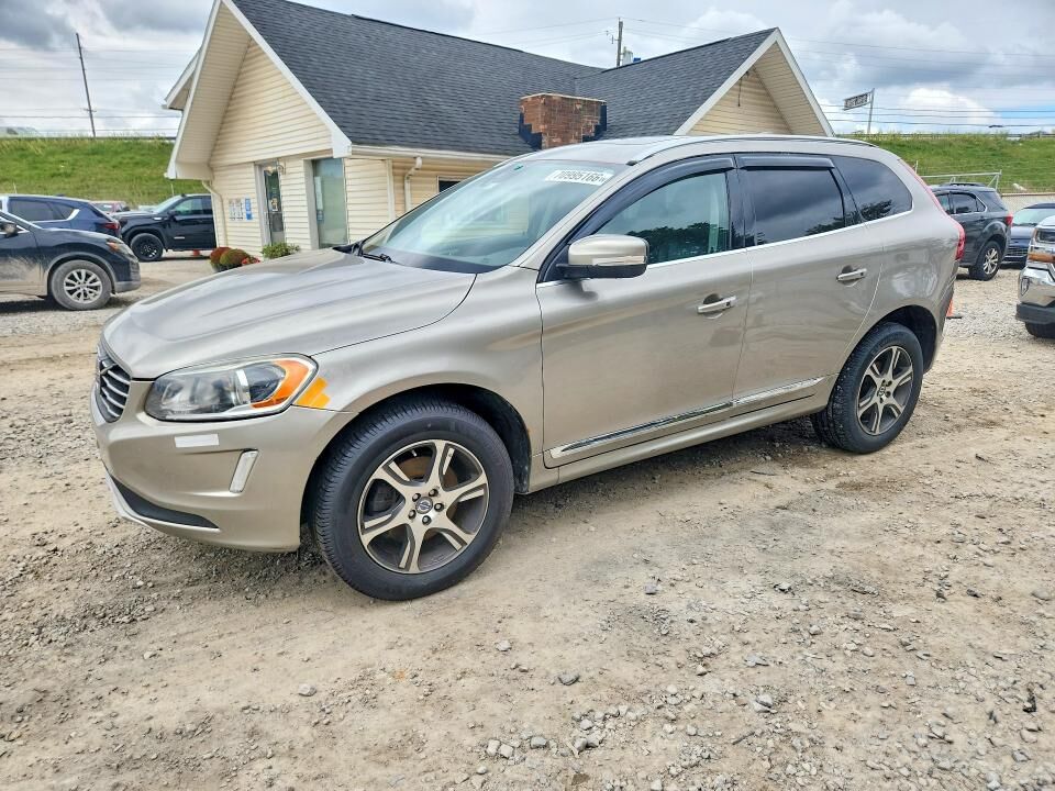2015 VOLVO XC60