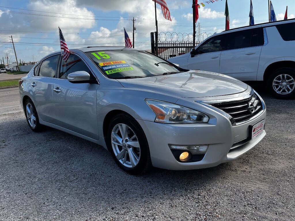 2015 NISSAN Altima