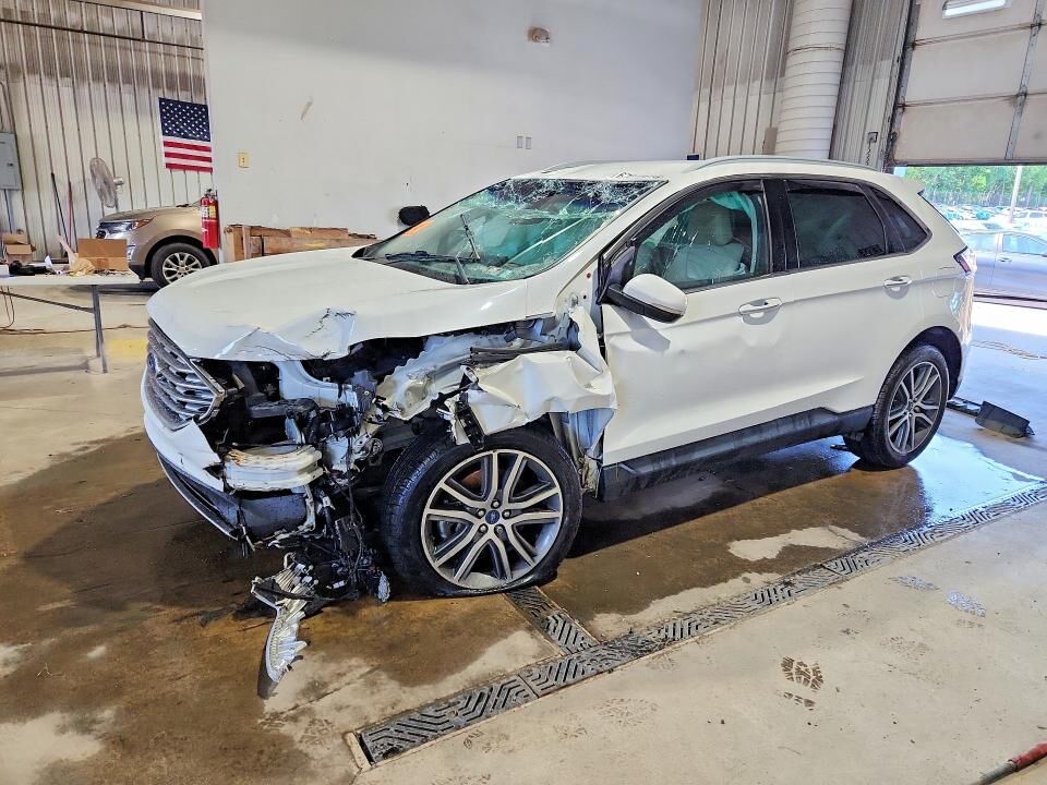 2020 FORD Edge