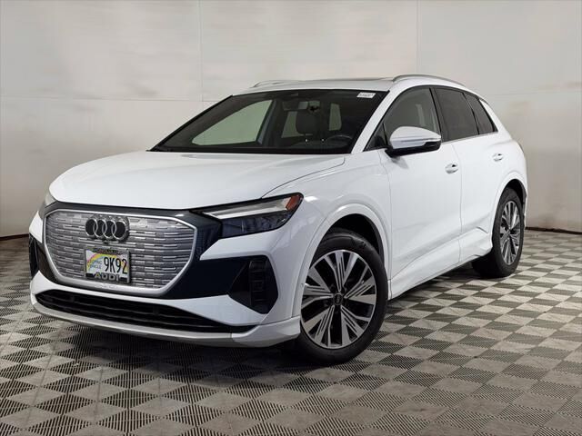 2023 AUDI Q4