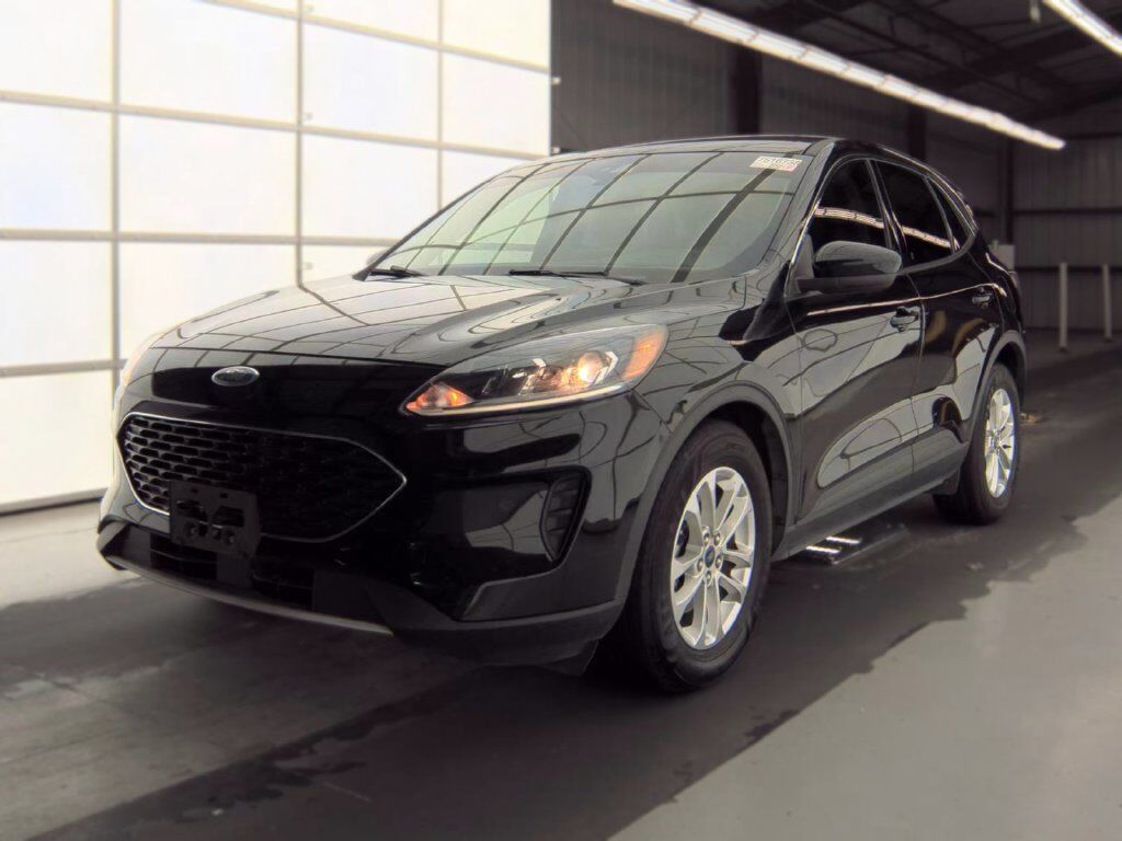 2020 FORD Escape