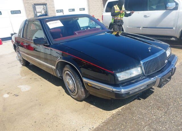 1989 BUICK Riviera
