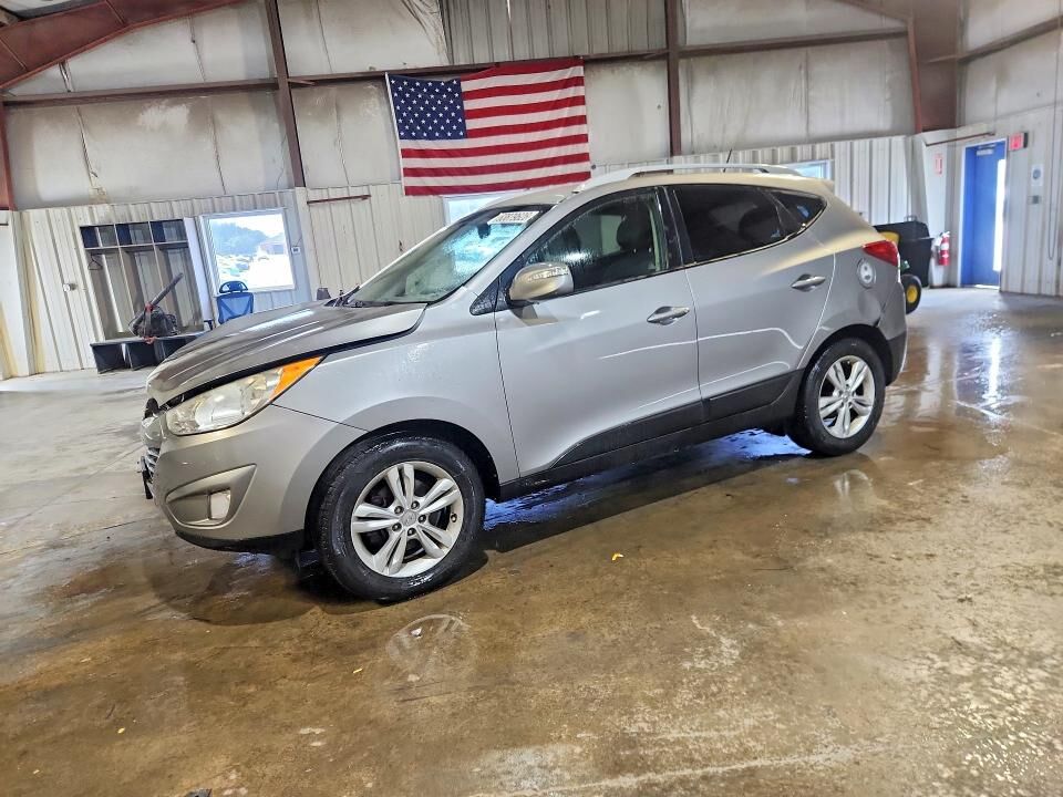 2013 HYUNDAI Tucson