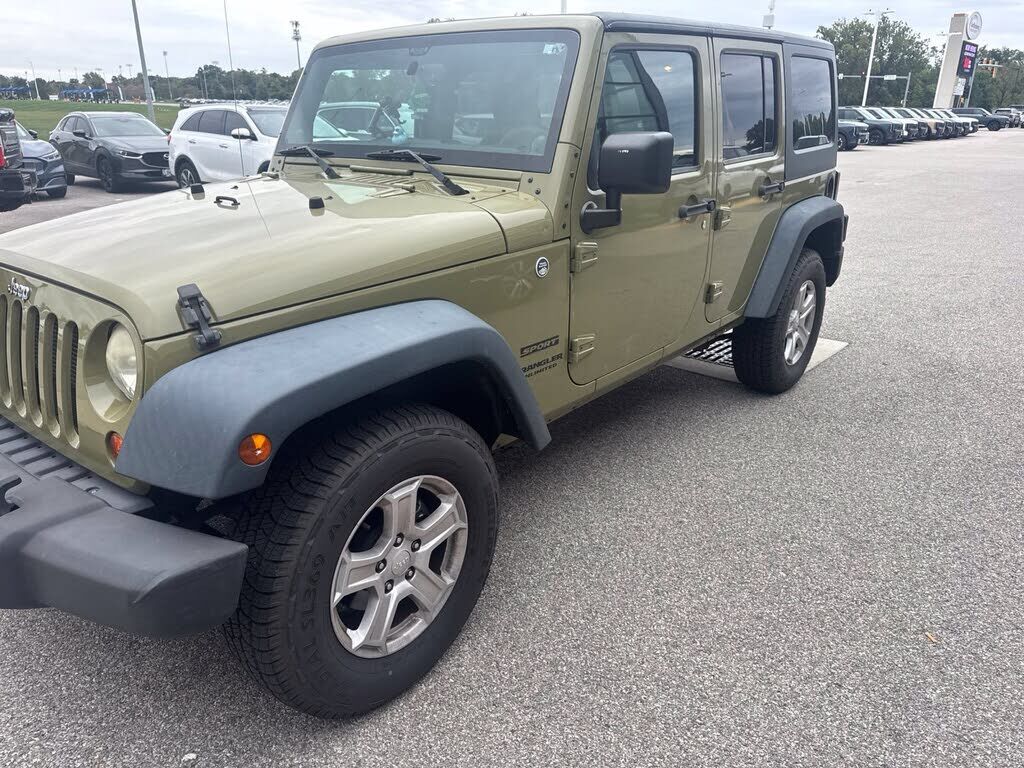 2013 JEEP Wrangler