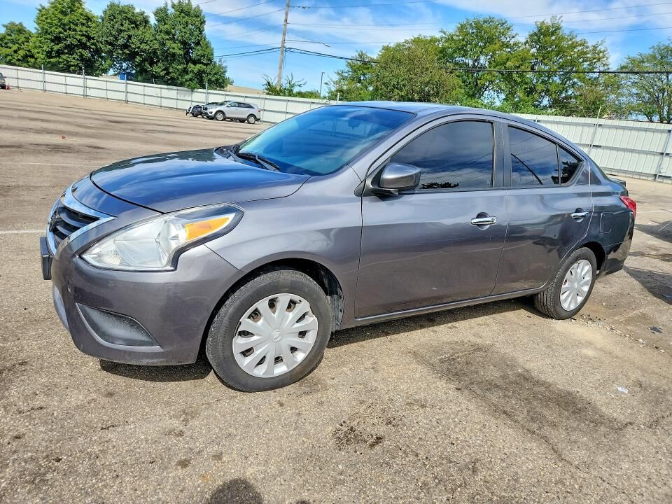 2018 NISSAN Versa