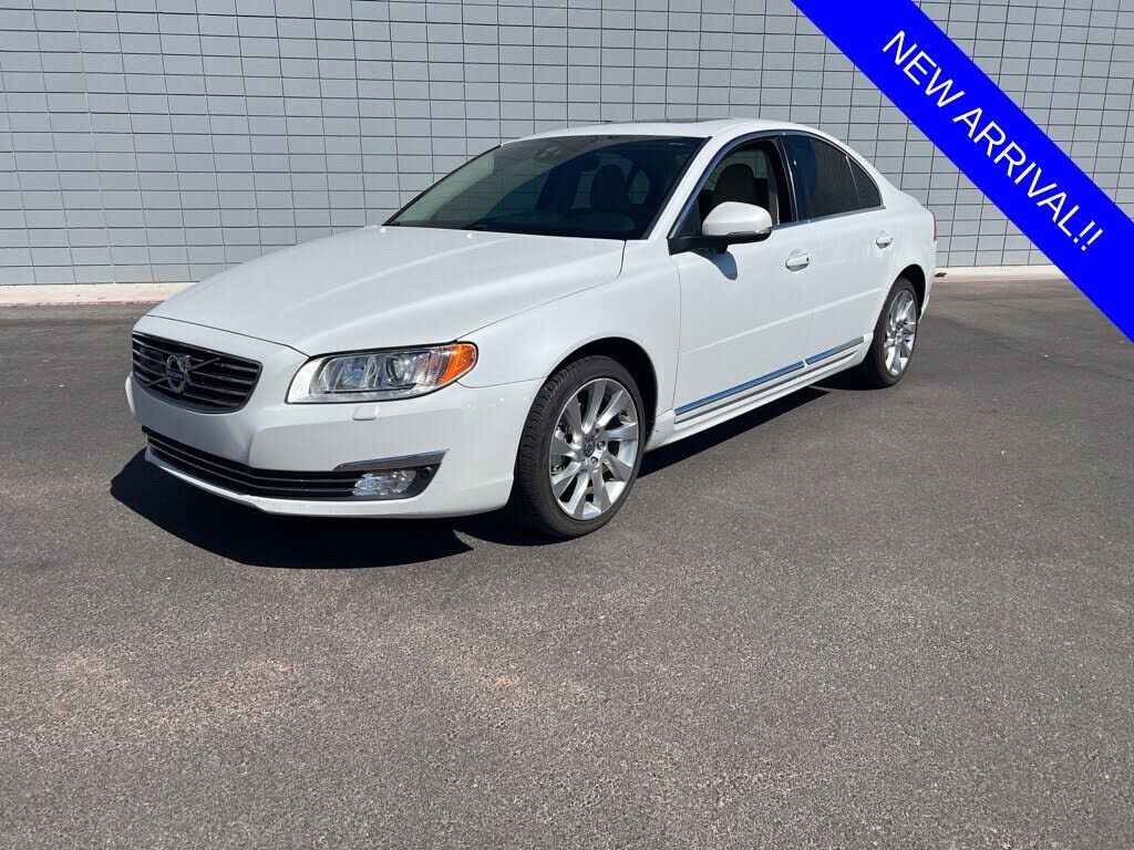 2016 VOLVO S80