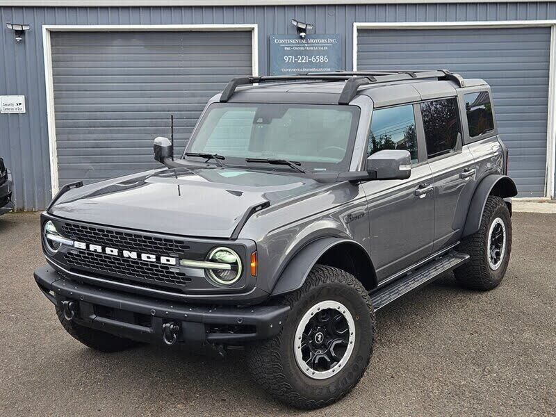 2023 FORD Bronco