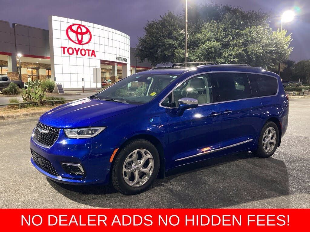 2021 CHRYSLER Pacifica