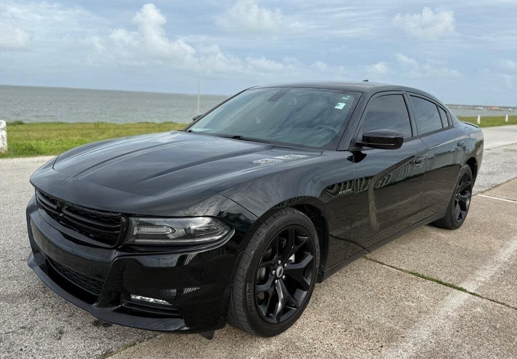2017 DODGE Charger