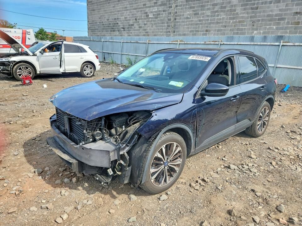 2021 FORD Escape