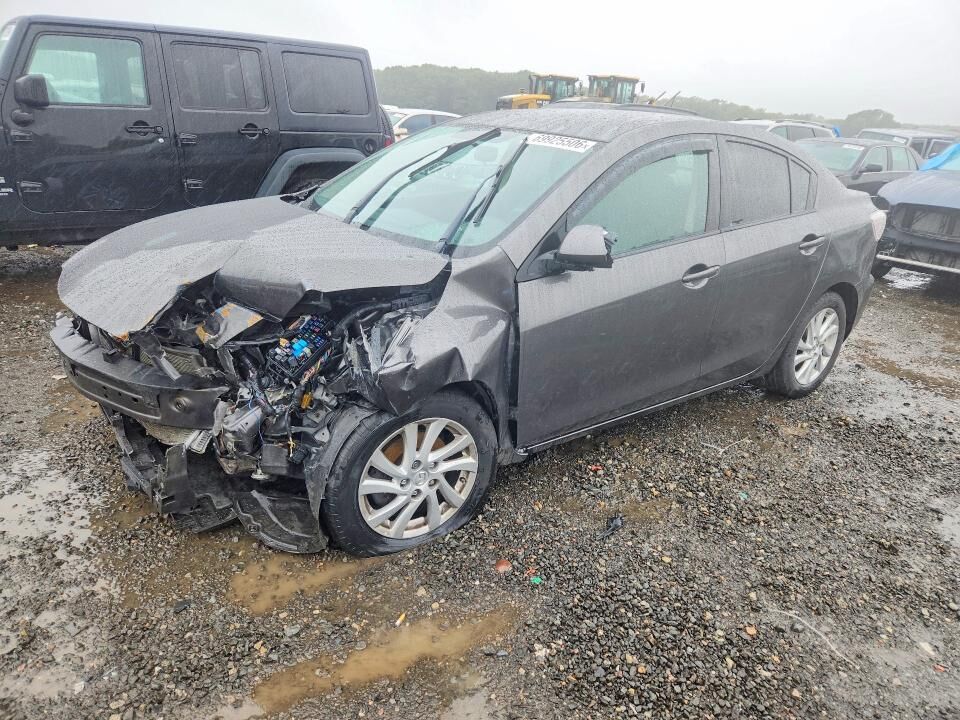 2012 MAZDA Mazda3
