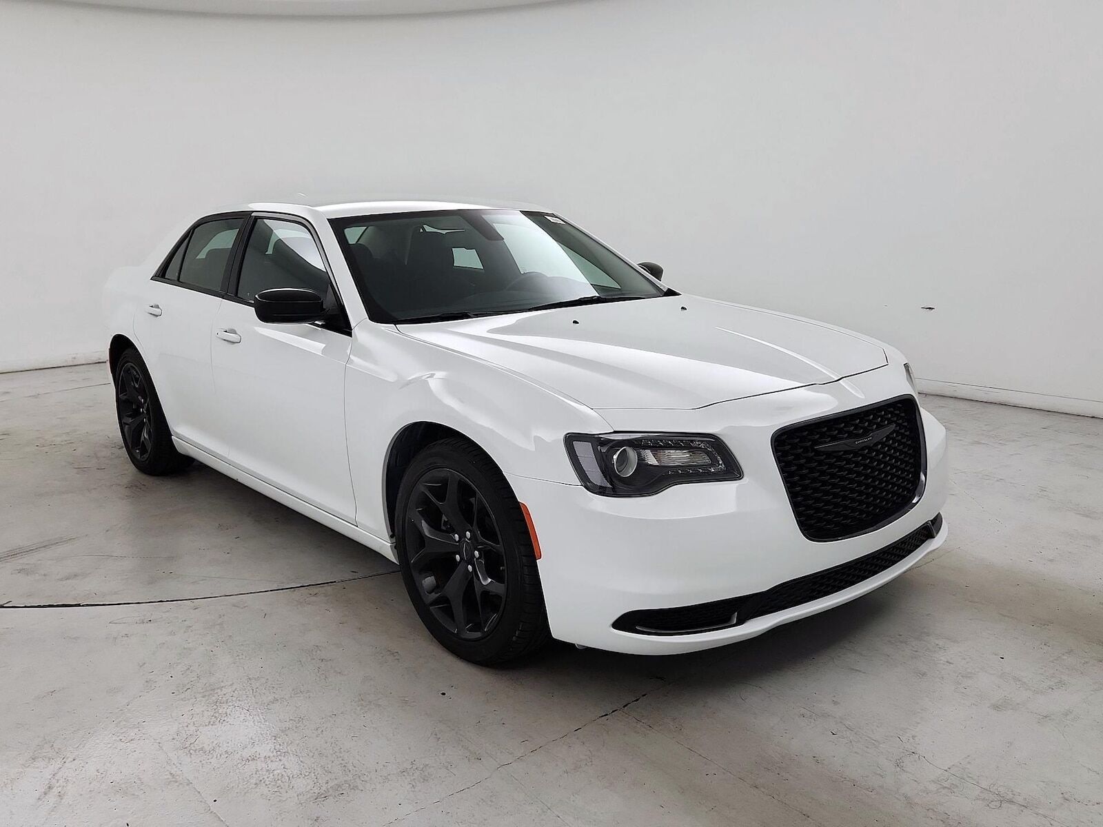 2022 CHRYSLER 300