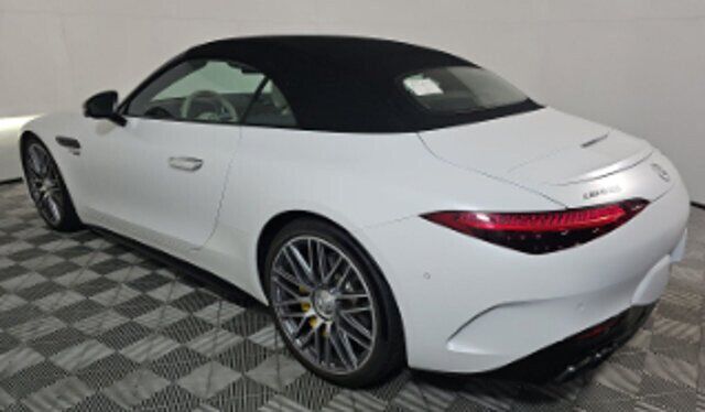 2022 Mercedes-Benz SL-Class