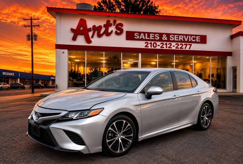 2018 TOYOTA Camry
