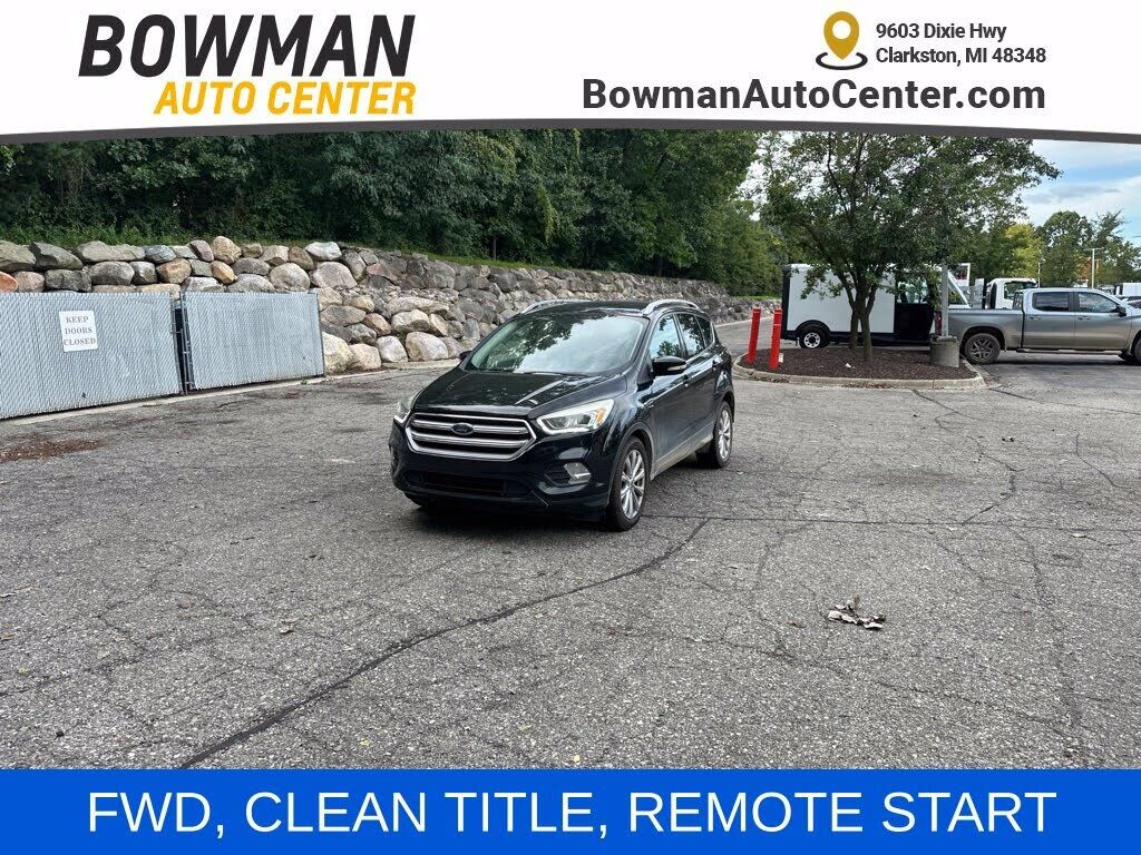 2017 FORD Escape