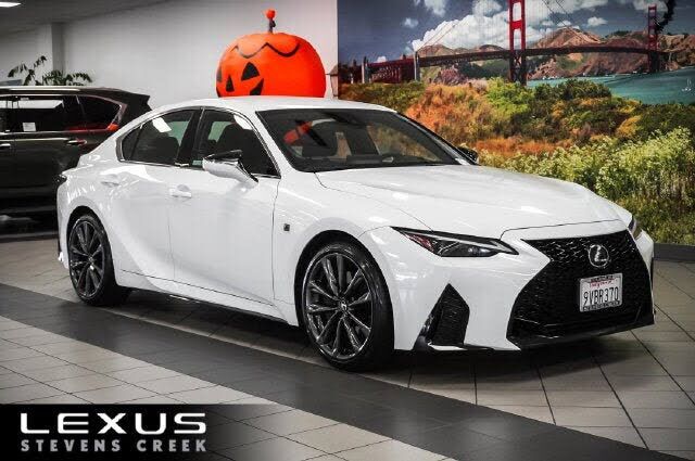 2025 LEXUS IS