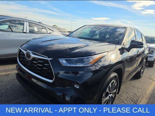 2021 TOYOTA Highlander