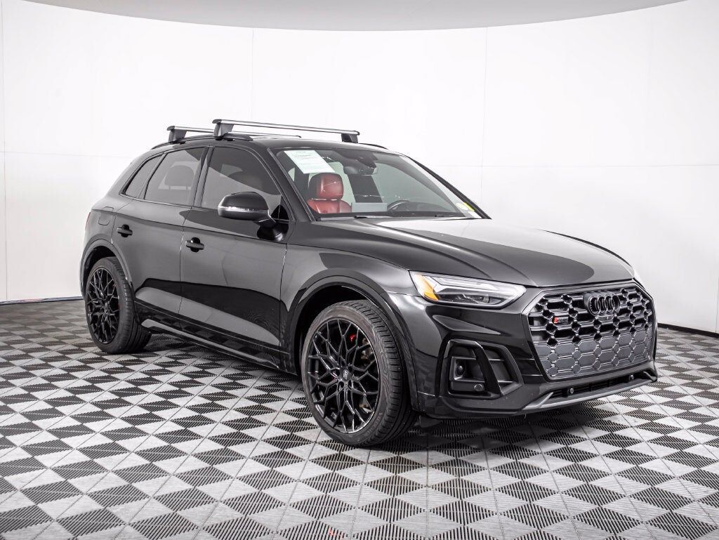 2022 AUDI SQ5