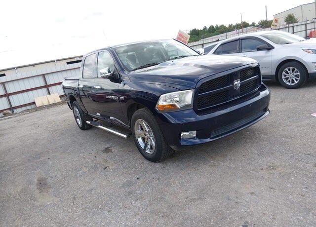 2012 DODGE Ram