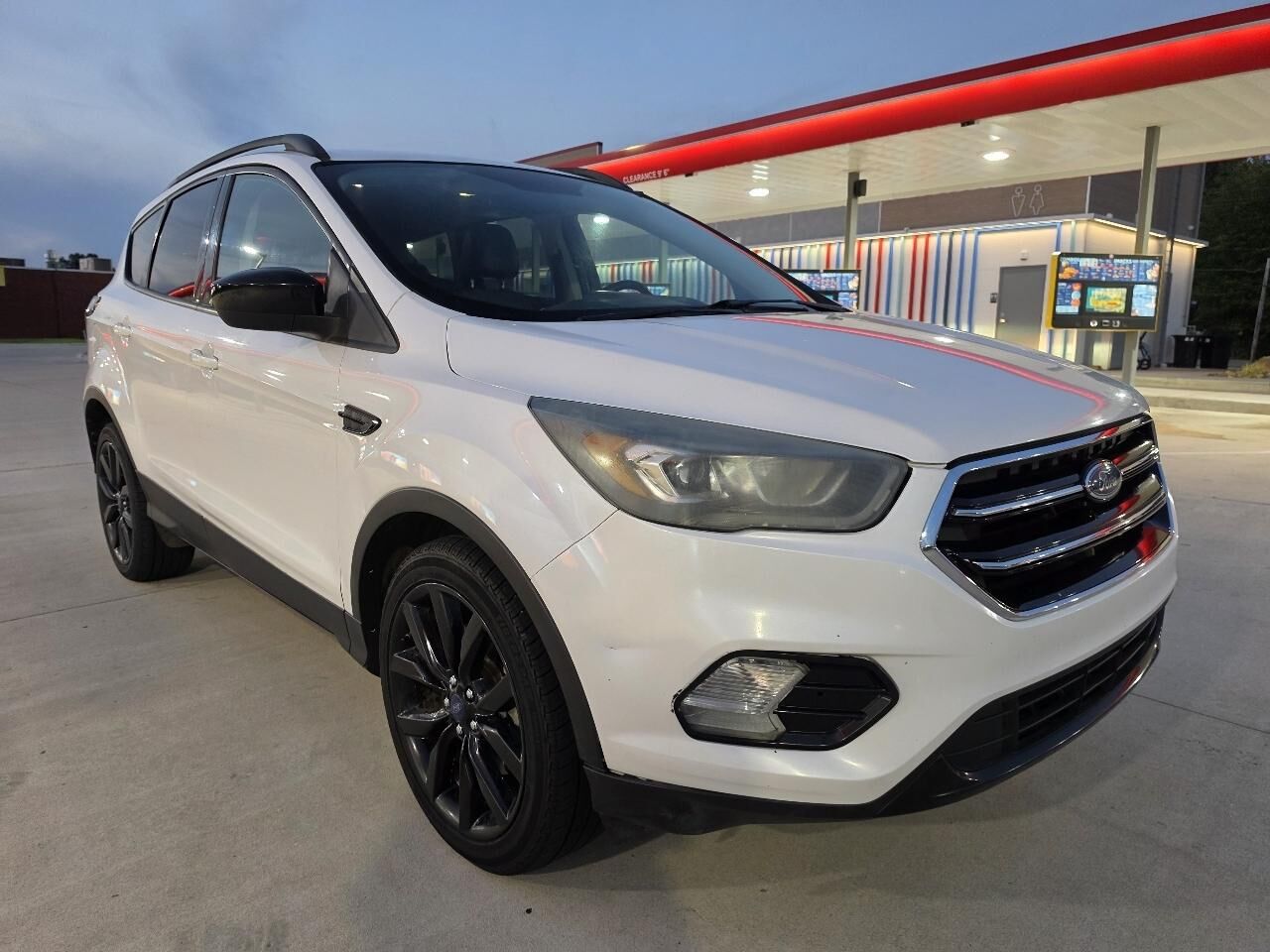2017 FORD Escape