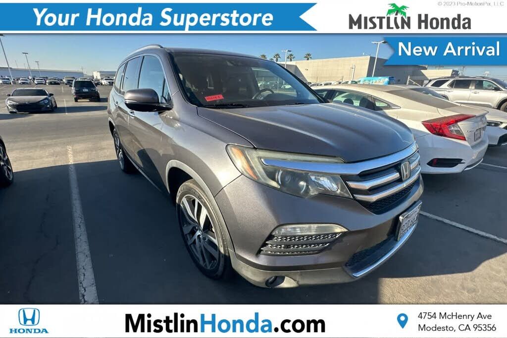 2017 HONDA Pilot