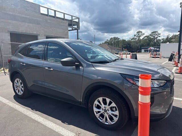 2025 FORD Escape