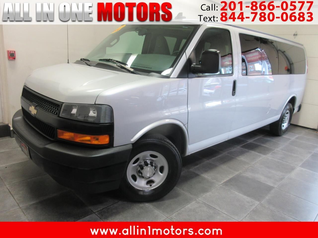 2020 CHEVROLET Express