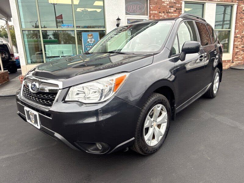 2016 SUBARU Forester