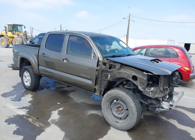 2012 TOYOTA Tacoma