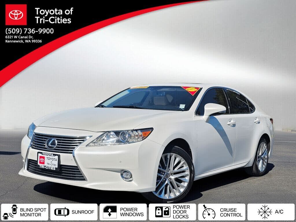 2015 LEXUS ES