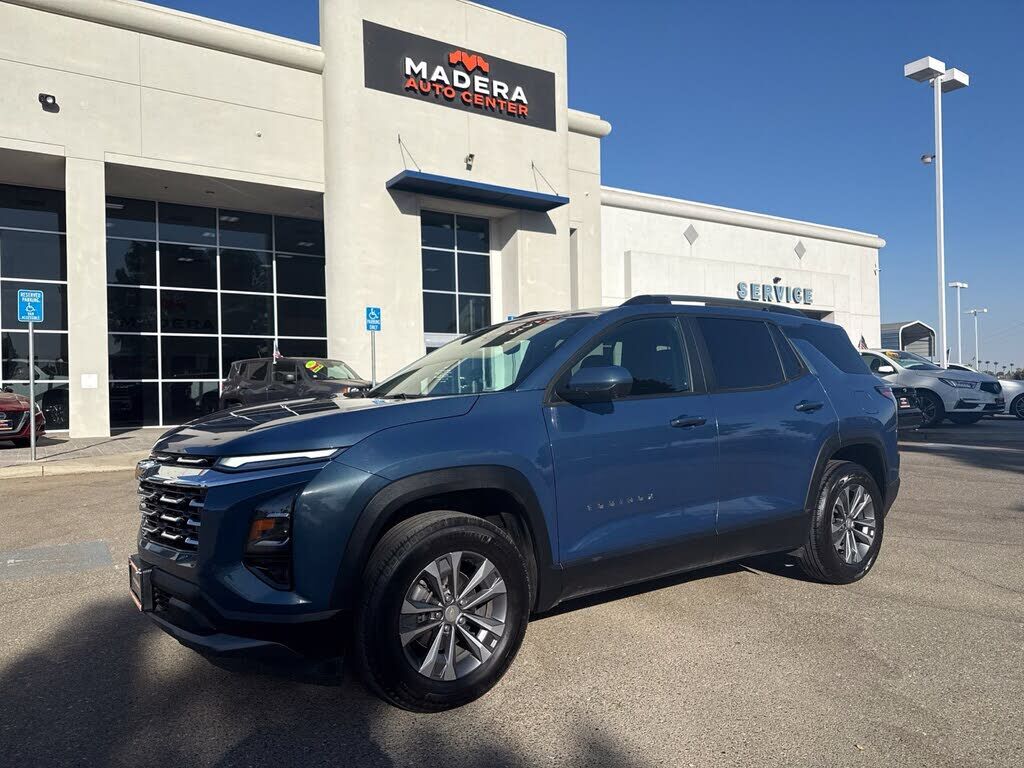 2025 CHEVROLET Equinox