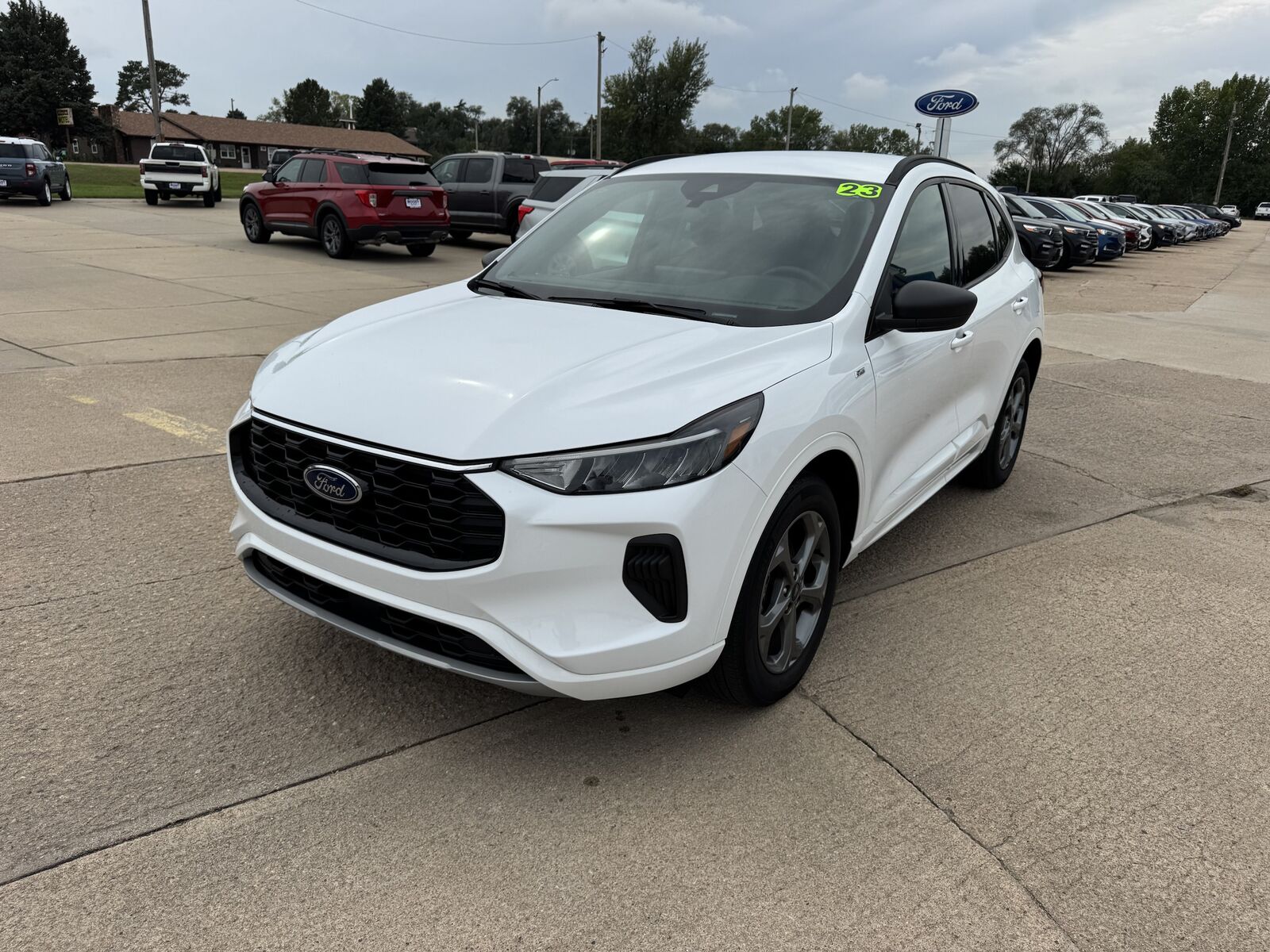 2023 FORD Escape