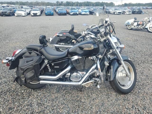 2006 HONDA VT1100C2