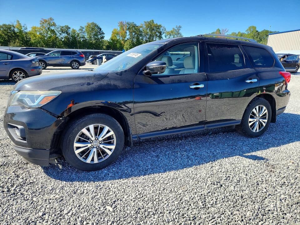 2018 NISSAN Pathfinder