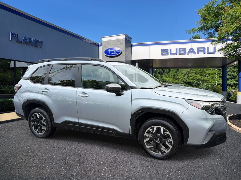 2025 SUBARU Forester