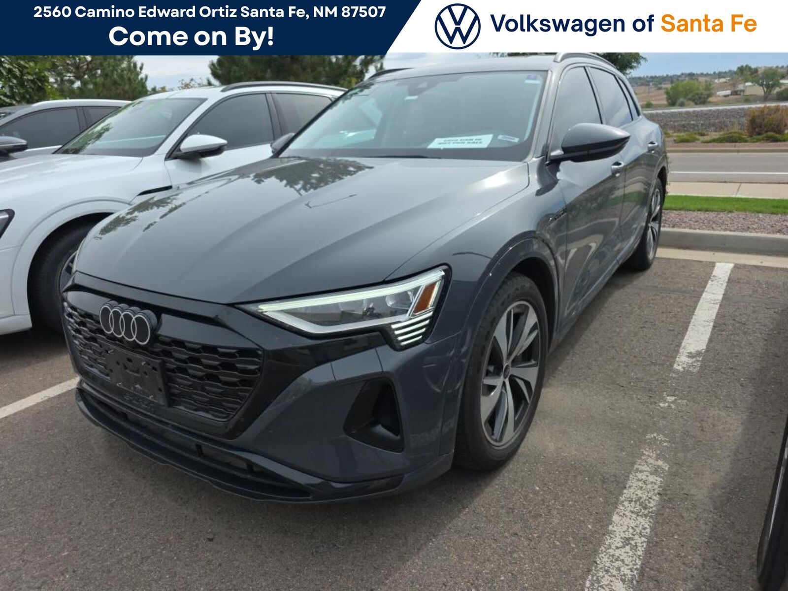 2024 AUDI Q8