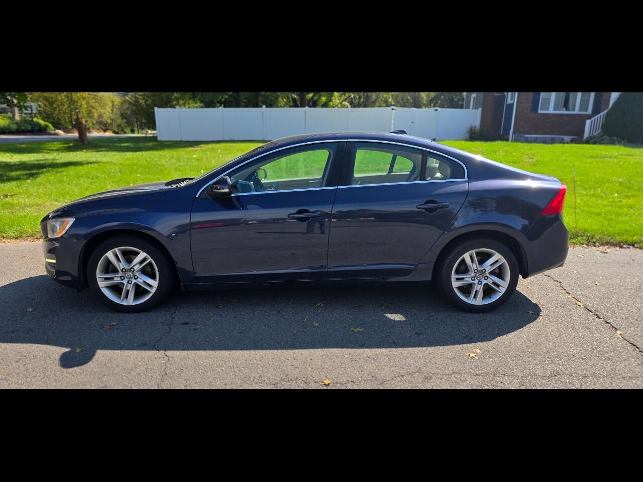 2015 VOLVO S60
