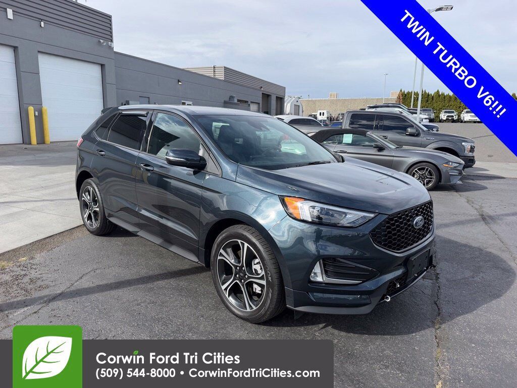 2022 FORD Edge