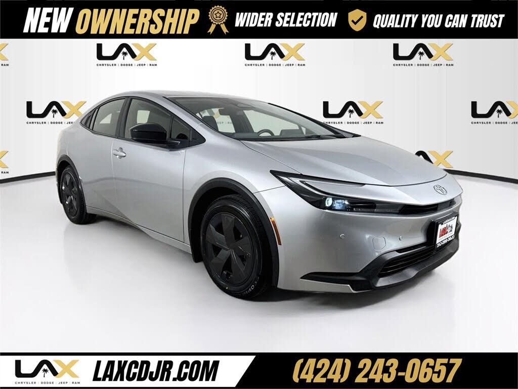 2024 TOYOTA PRIUS