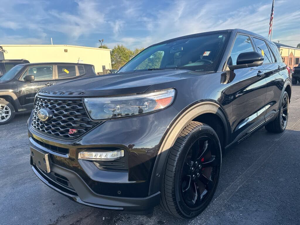 2021 FORD Explorer
