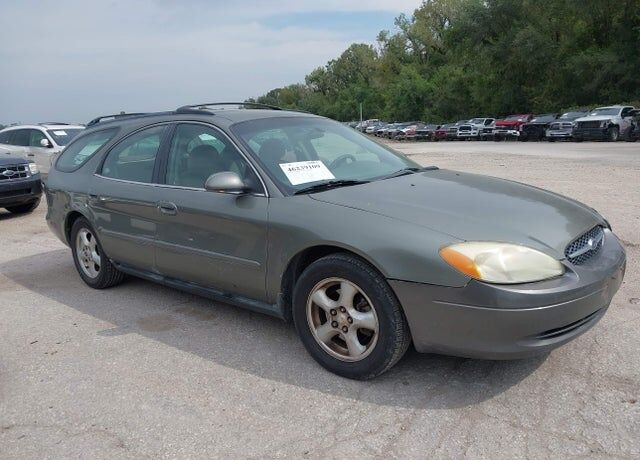 2002 FORD Taurus