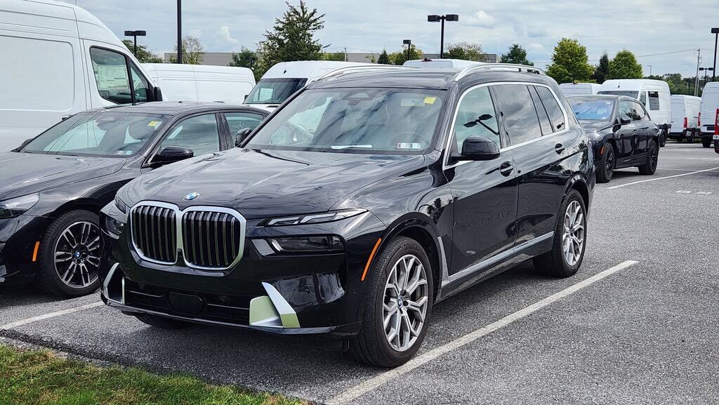 2025 BMW X7