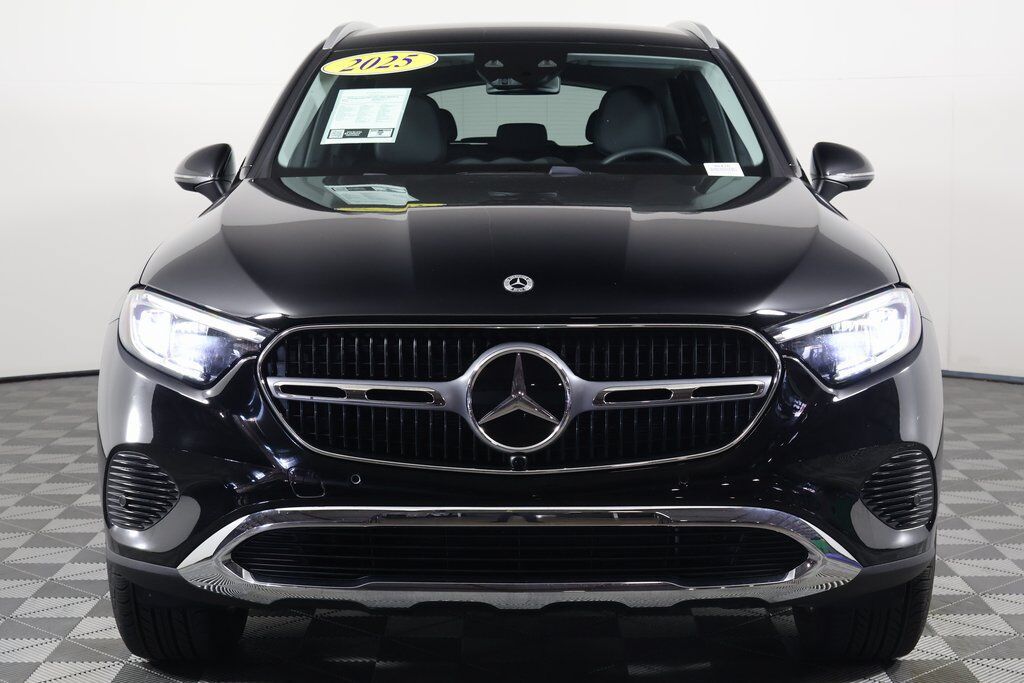 2025 Mercedes-Benz GLC-Class