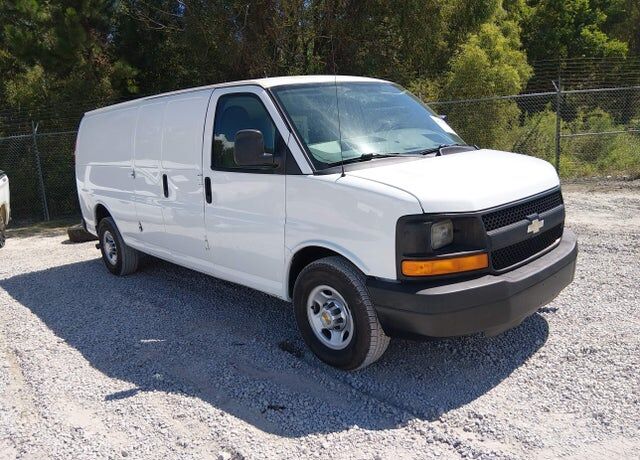 2011 CHEVROLET Express