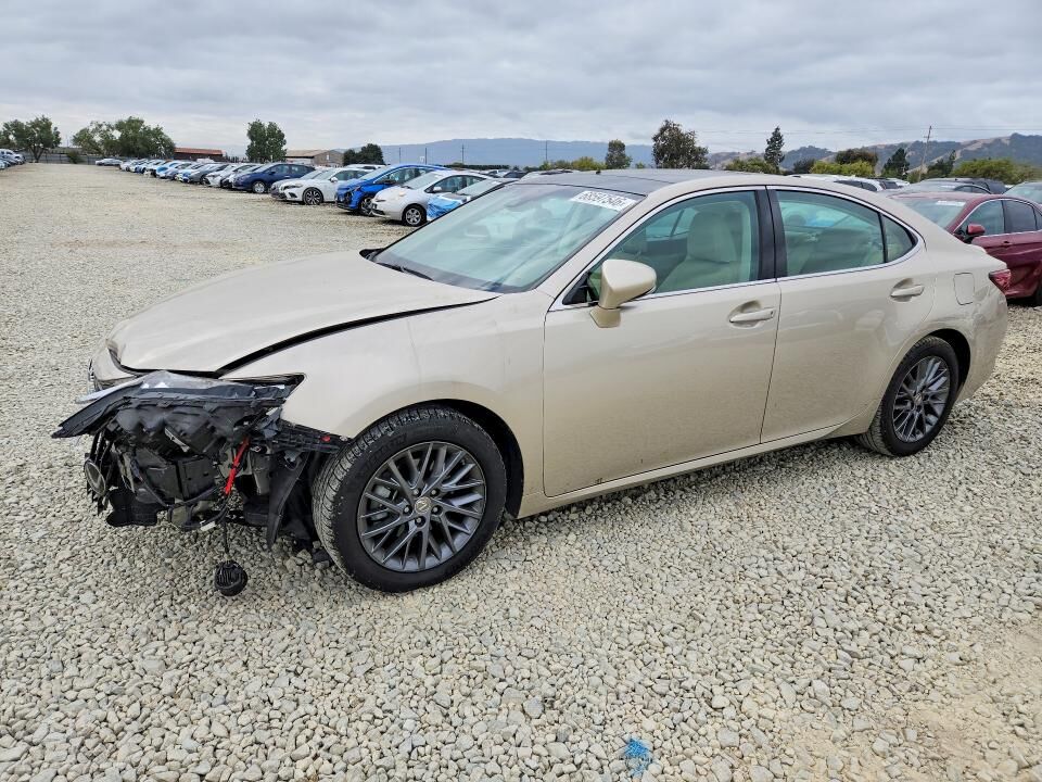 2018 LEXUS ES