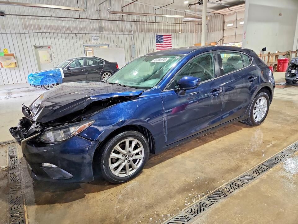 2016 MAZDA Mazda3