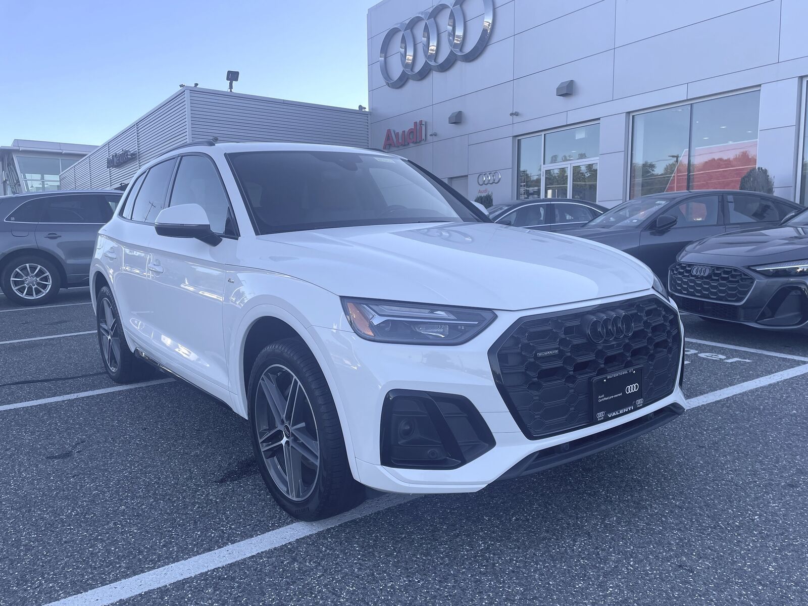 2023 AUDI Q5 e