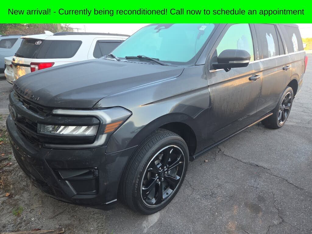 2022 FORD Expedition